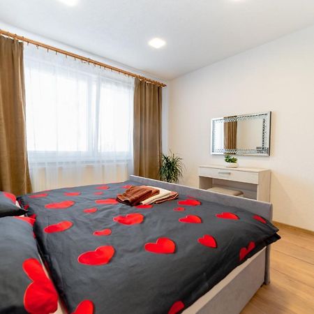 Apartman Discreet Kysucke Nove Mesto Extérieur photo