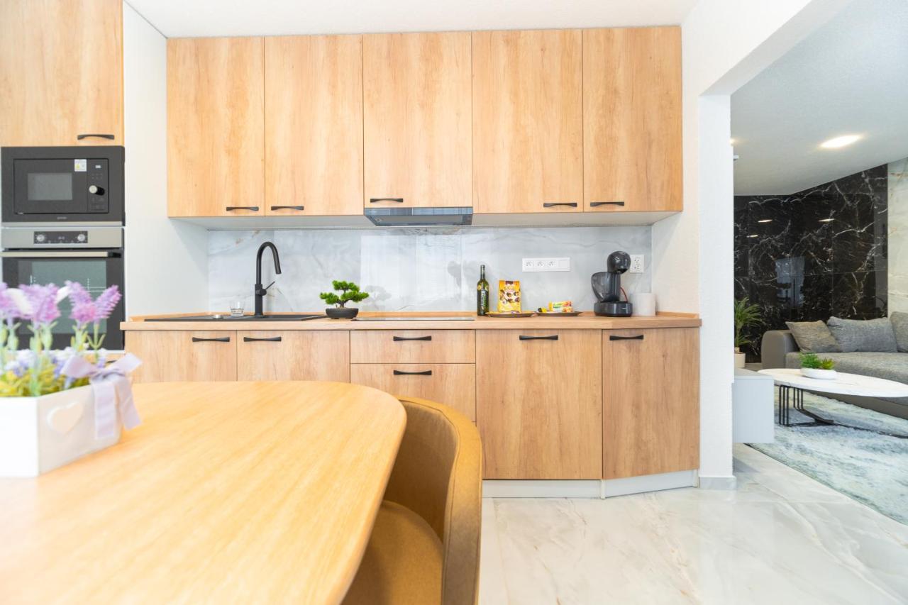Apartman Discreet Kysucke Nove Mesto Extérieur photo