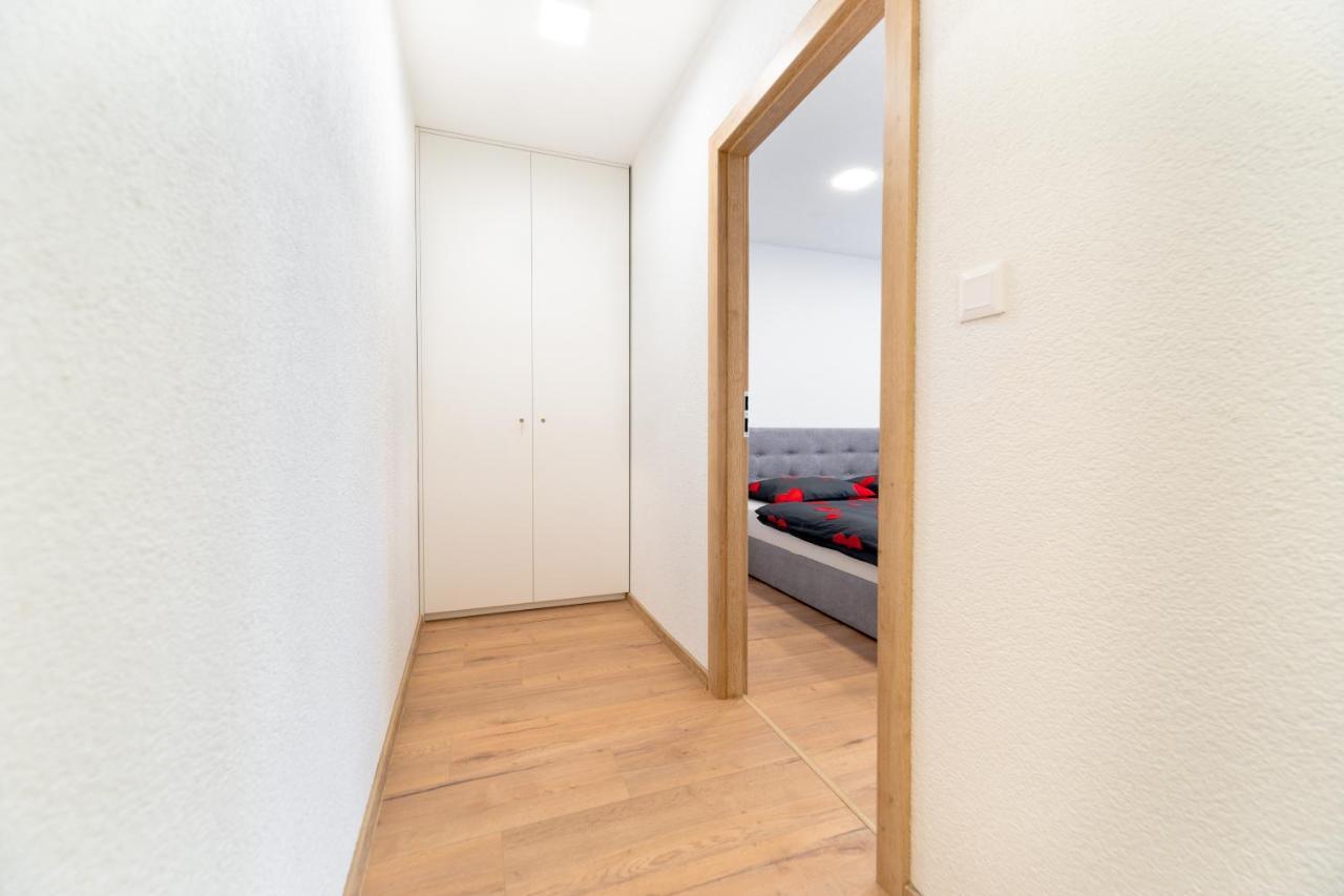Apartman Discreet Kysucke Nove Mesto Extérieur photo